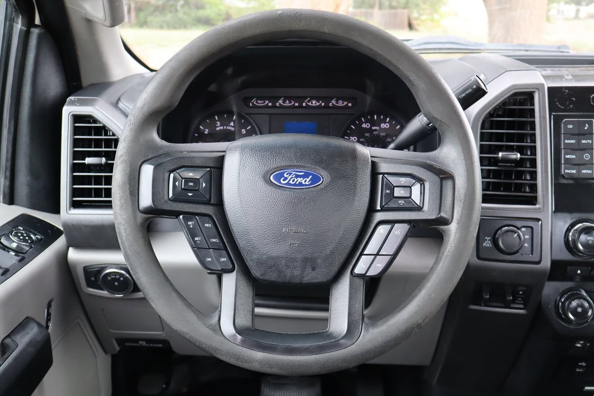 Used 2018 Ford F250 XL w/ Power Equipment Group AWD/4WD image 18