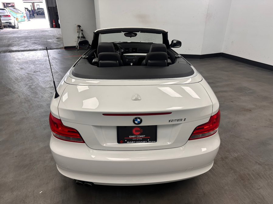 Used 2013 BMW 128i Convertible RWD image 5