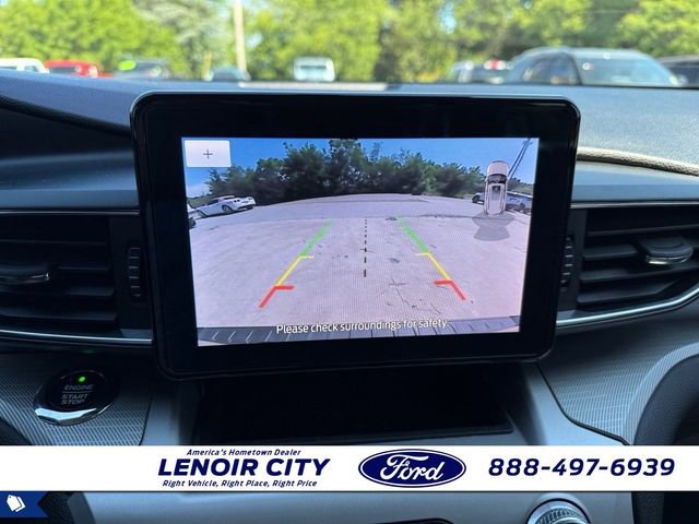 Certified 2021 Ford Explorer XLT w/ Equipment Group 202A RWD image 24
