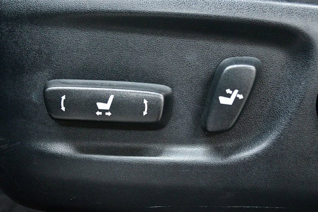 Used 2015 Toyota 4Runner Limited AWD/4WD image 69