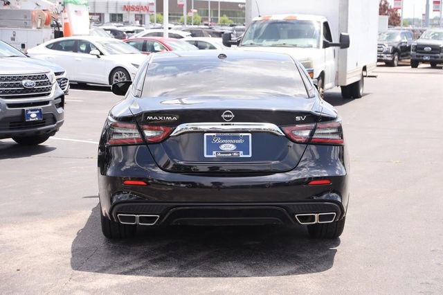Used 2023 Nissan Maxima SV w/ Floor Mat Group FWD image 6