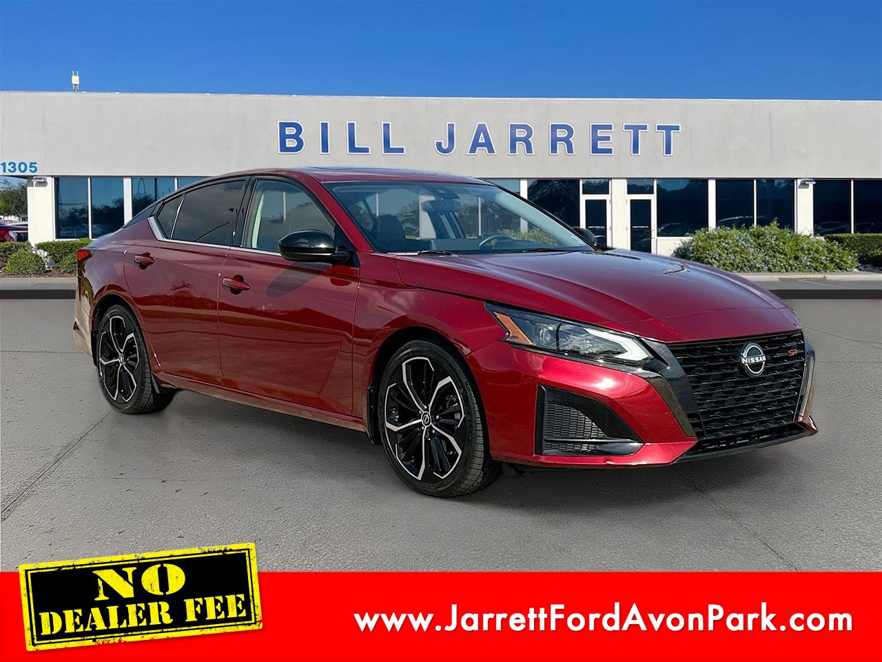 Used 2023 Nissan Altima 2.5 SR w/ SR Premium Package image 1