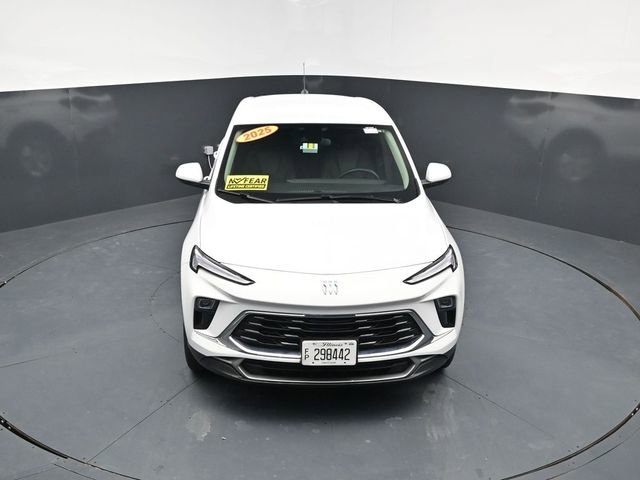 Used 2025 Buick Encore GX Preferred AWD/4WD image 36