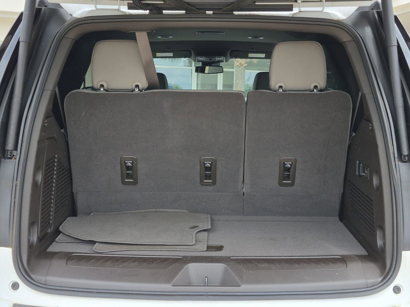 Used 2023 Chevrolet Tahoe LT w/ Luxury Package image 8