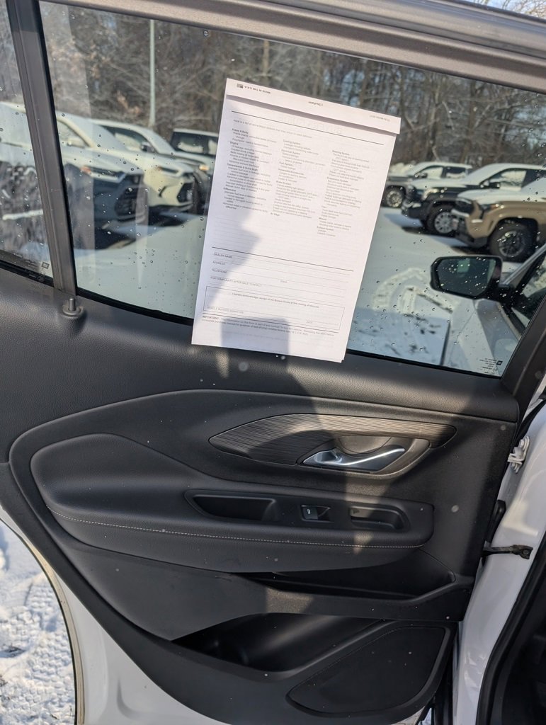 Used 2022 GMC Terrain SLT image 15