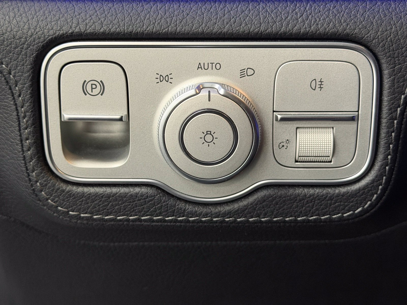 Used 2024 Mercedes-Benz GLE 450 4MATIC image 31