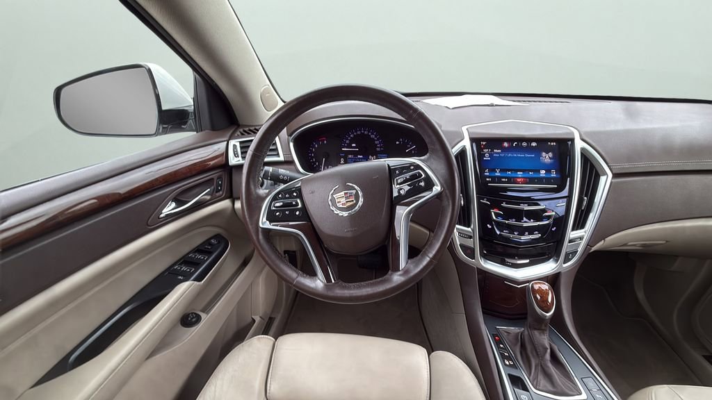 Used 2015 Cadillac SRX Luxury w/ Driver Awareness Package FWD image 19