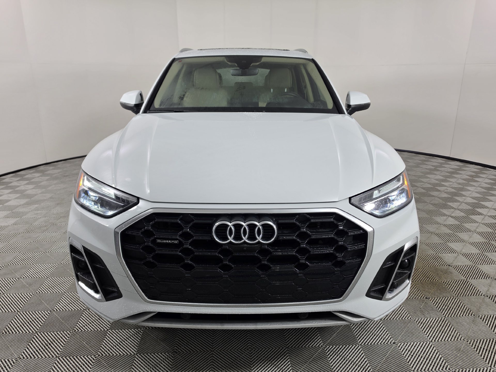 Certified 2023 Audi Q5 2.0T Premium Plus w/ Premium Plus Package AWD/4WD image 38