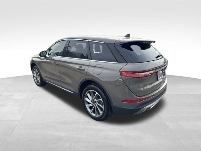 Used 2025 Lincoln Corsair FWD w/ Equipment Group 101A image 7