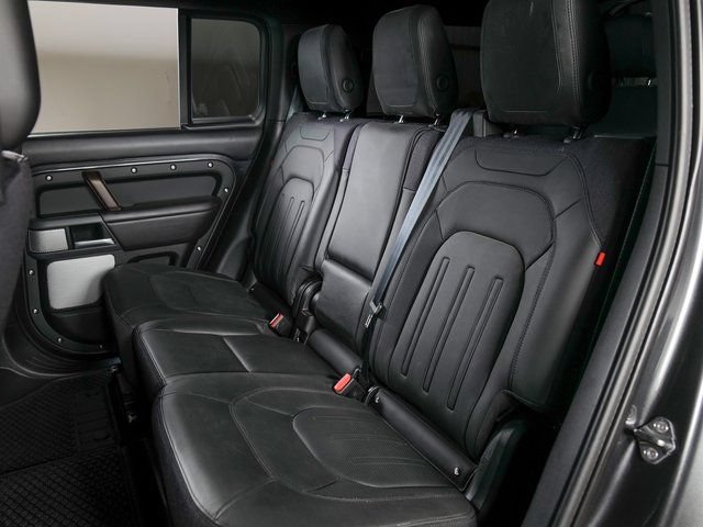 Used 2024 Land Rover Defender 130 X AWD/4WD image 5