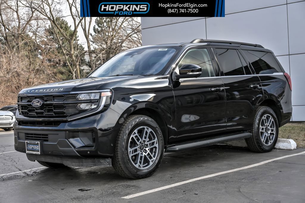Used 2025 Ford Expedition Active