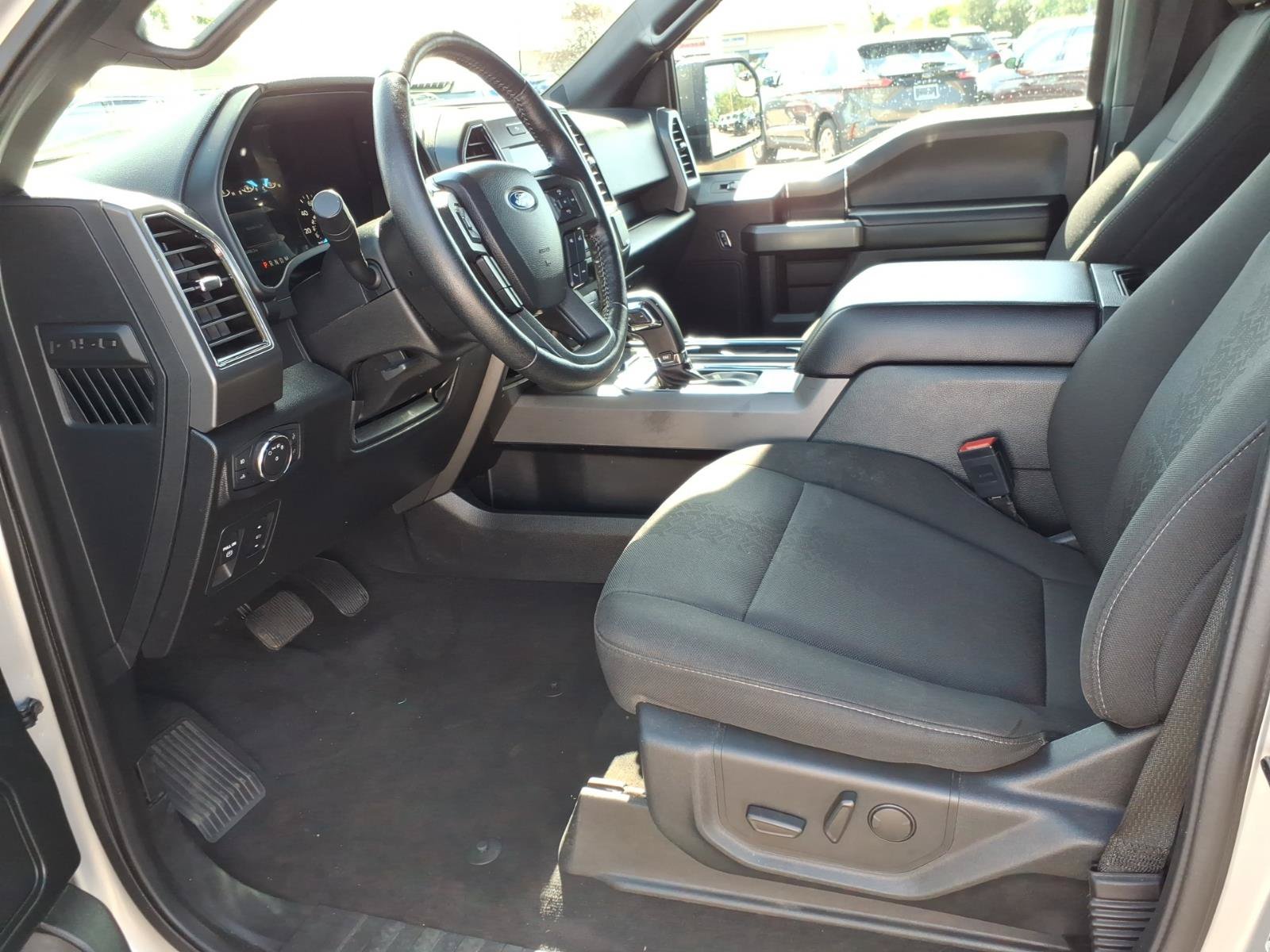 Used 2019 Ford F150 XLT w/ Equipment Group 302A Luxury AWD/4WD image 11
