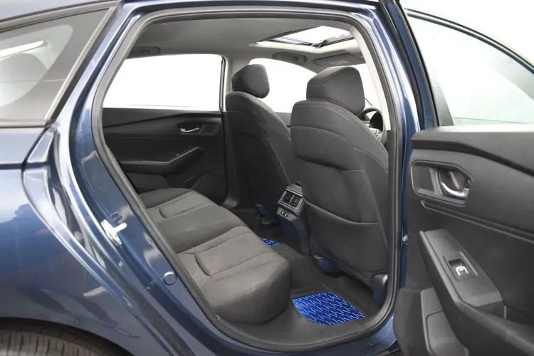 Used 2025 Honda Accord SE image 17
