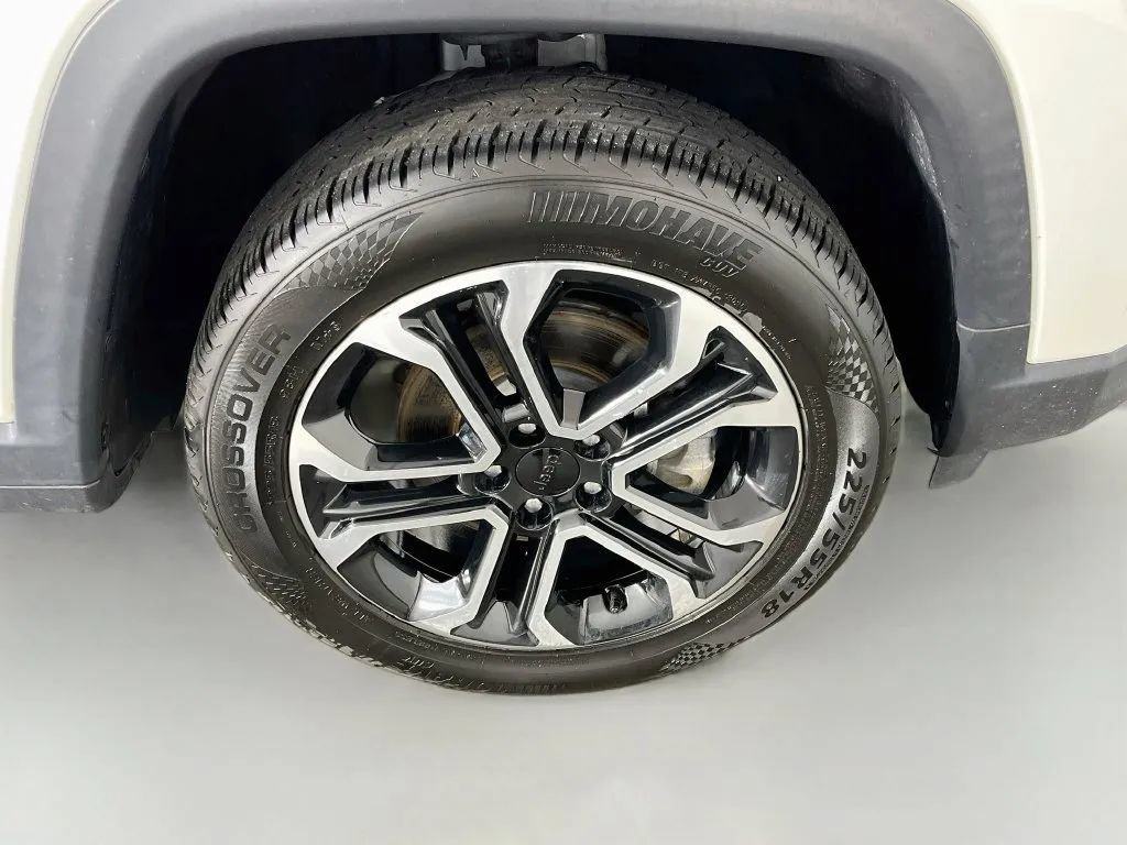 Used 2022 Jeep Compass Limited AWD/4WD image 36