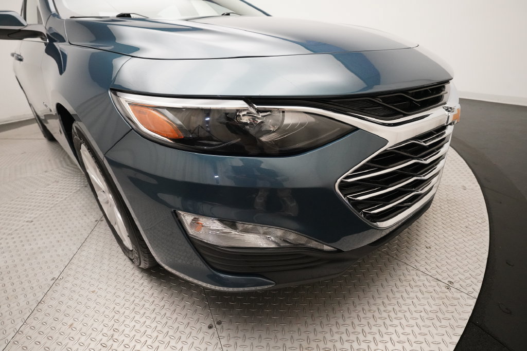 Used 2025 Chevrolet Malibu LT FWD image 22