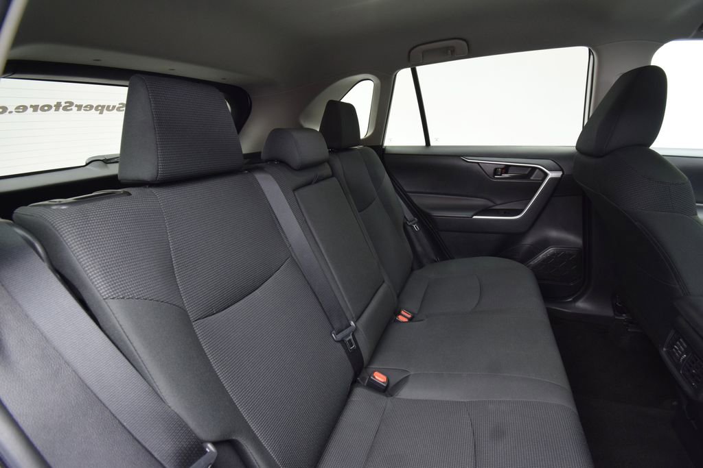 Used 2024 Toyota RAV4 LE image 20