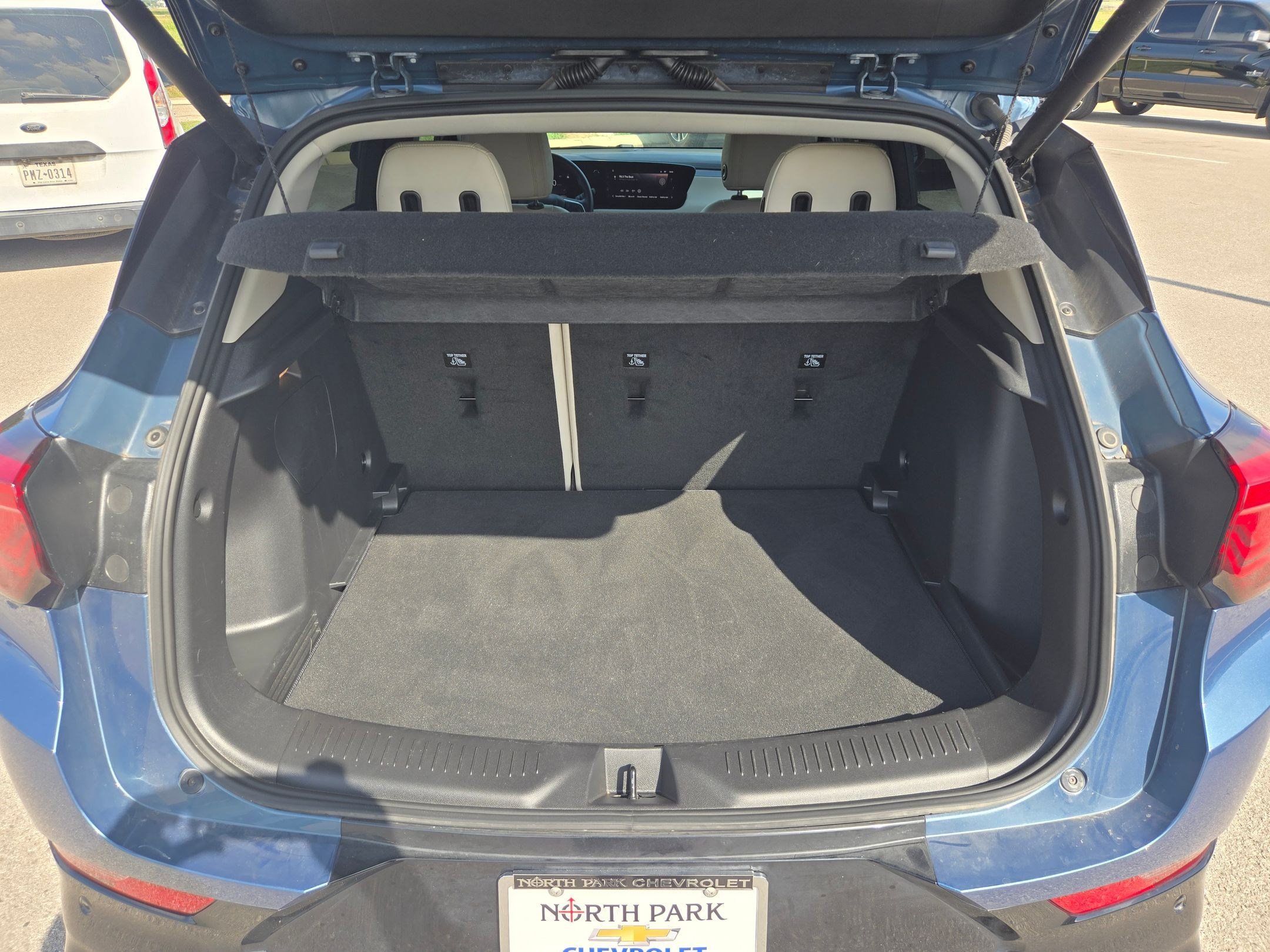 Certified 2025 Buick Encore GX Sport Touring w/ Experience Buick Package FWD image 23