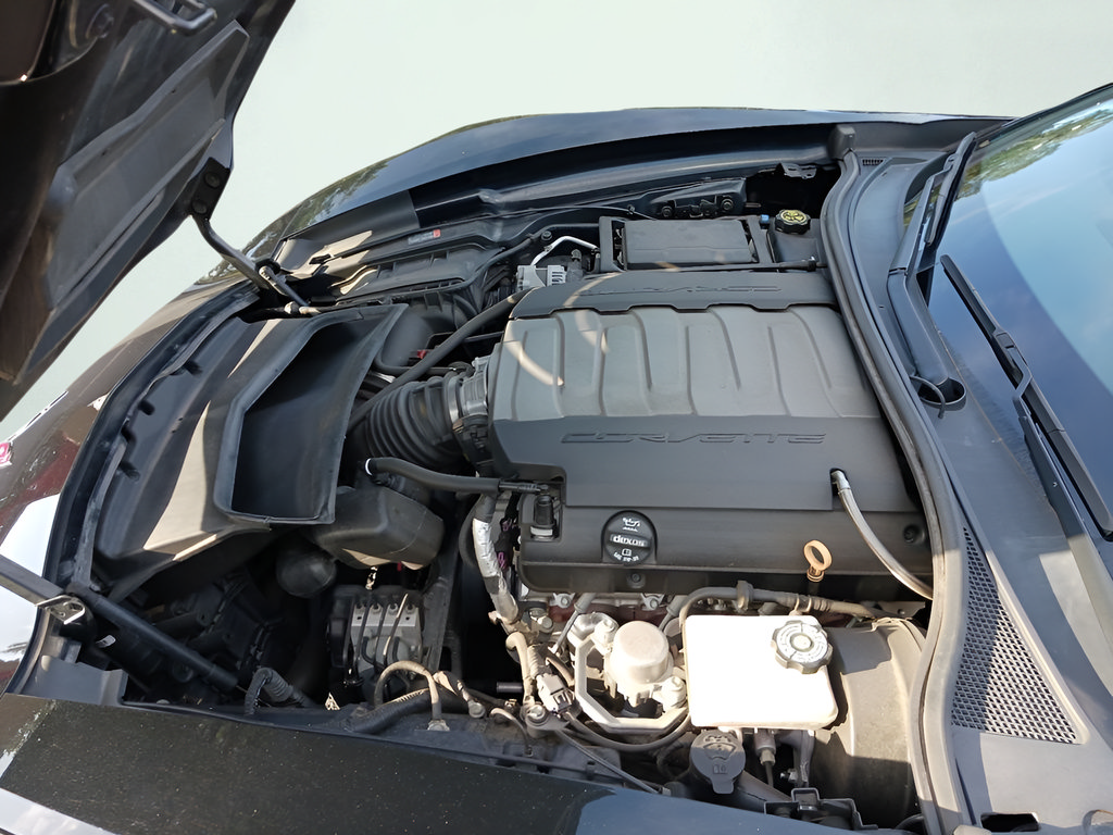 Used 2017 Chevrolet Corvette Stingray Coupe w/ Battery Protection Package RWD image 22