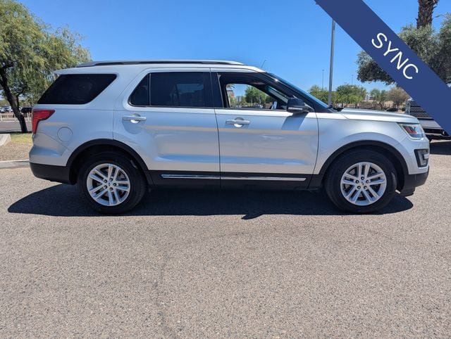 Used 2016 Ford Explorer XLT FWD image 7