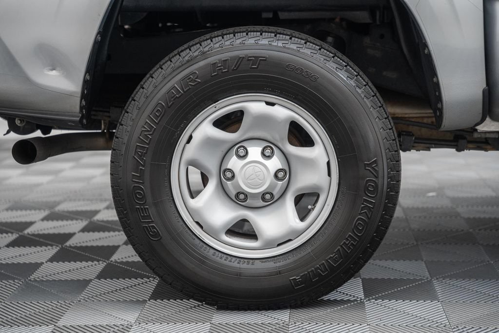 Certified 2021 Toyota Tacoma SR AWD/4WD image 18