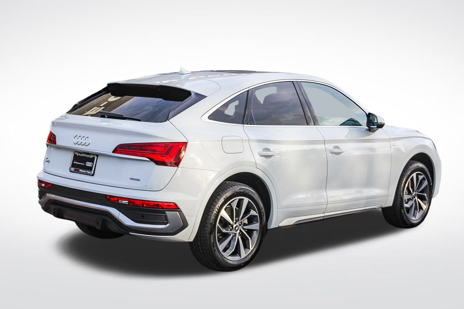 Certified 2023 Audi Q5 2.0T Premium Plus w/ Premium Plus Package image 9