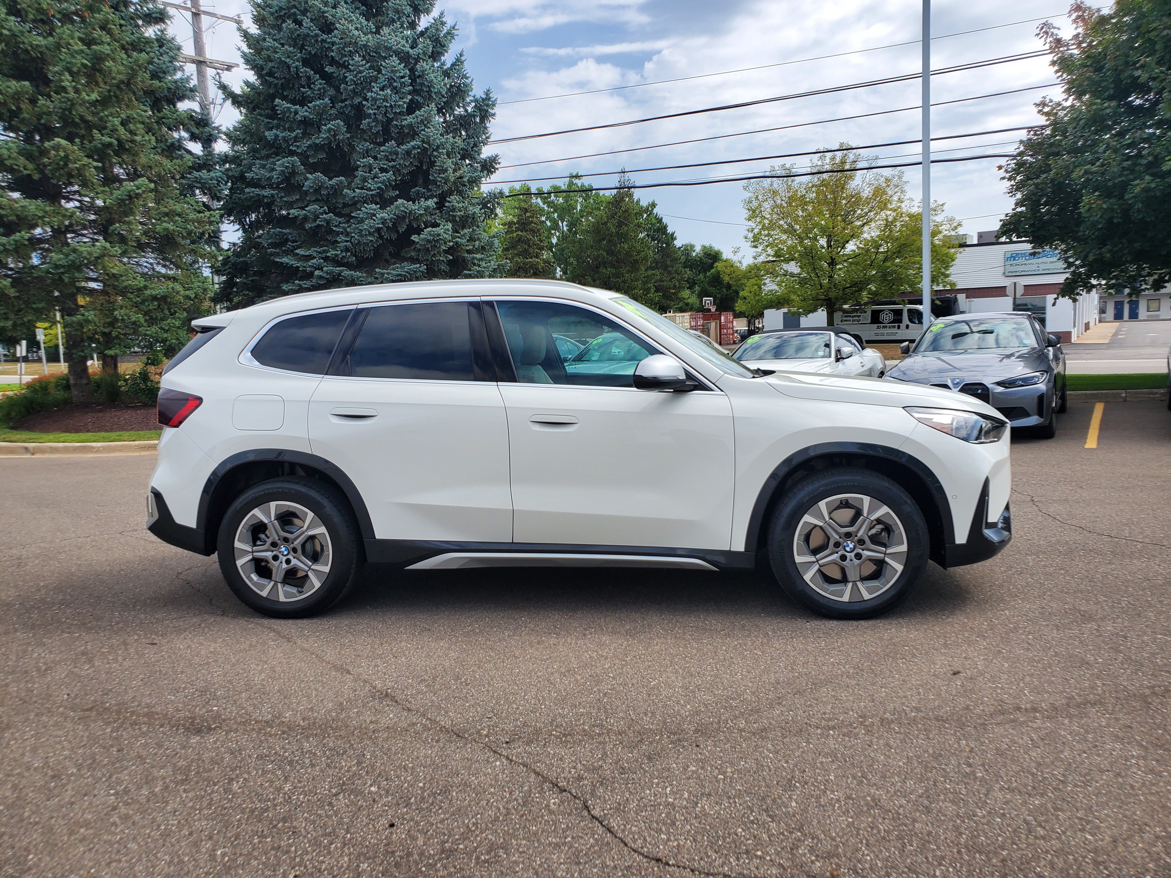 Certified 2024 BMW X1 xDrive28i w/ Premium Package AWD/4WD image 6