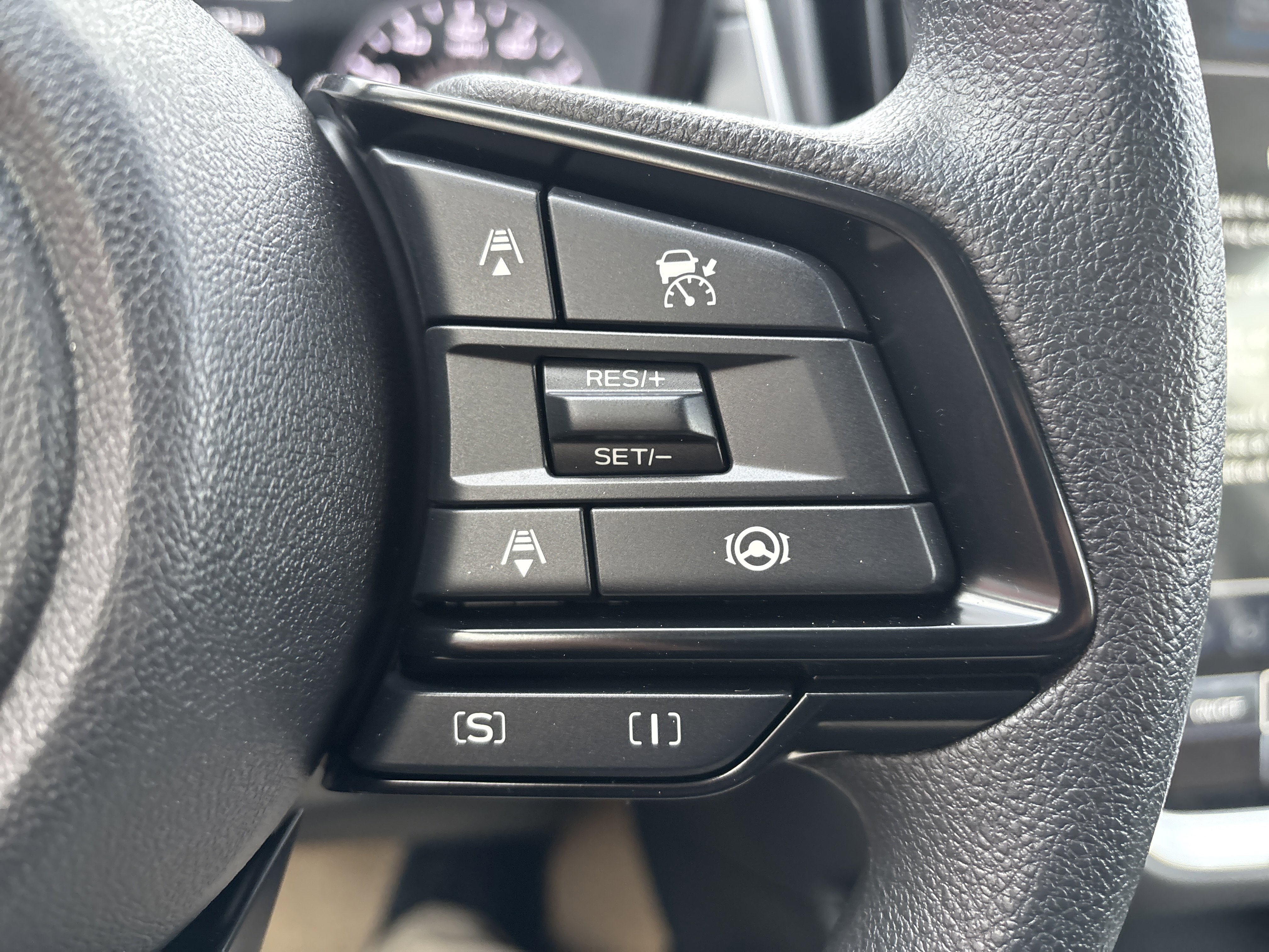 Used 2025 Subaru Crosstrek 2.0i Premium image 20