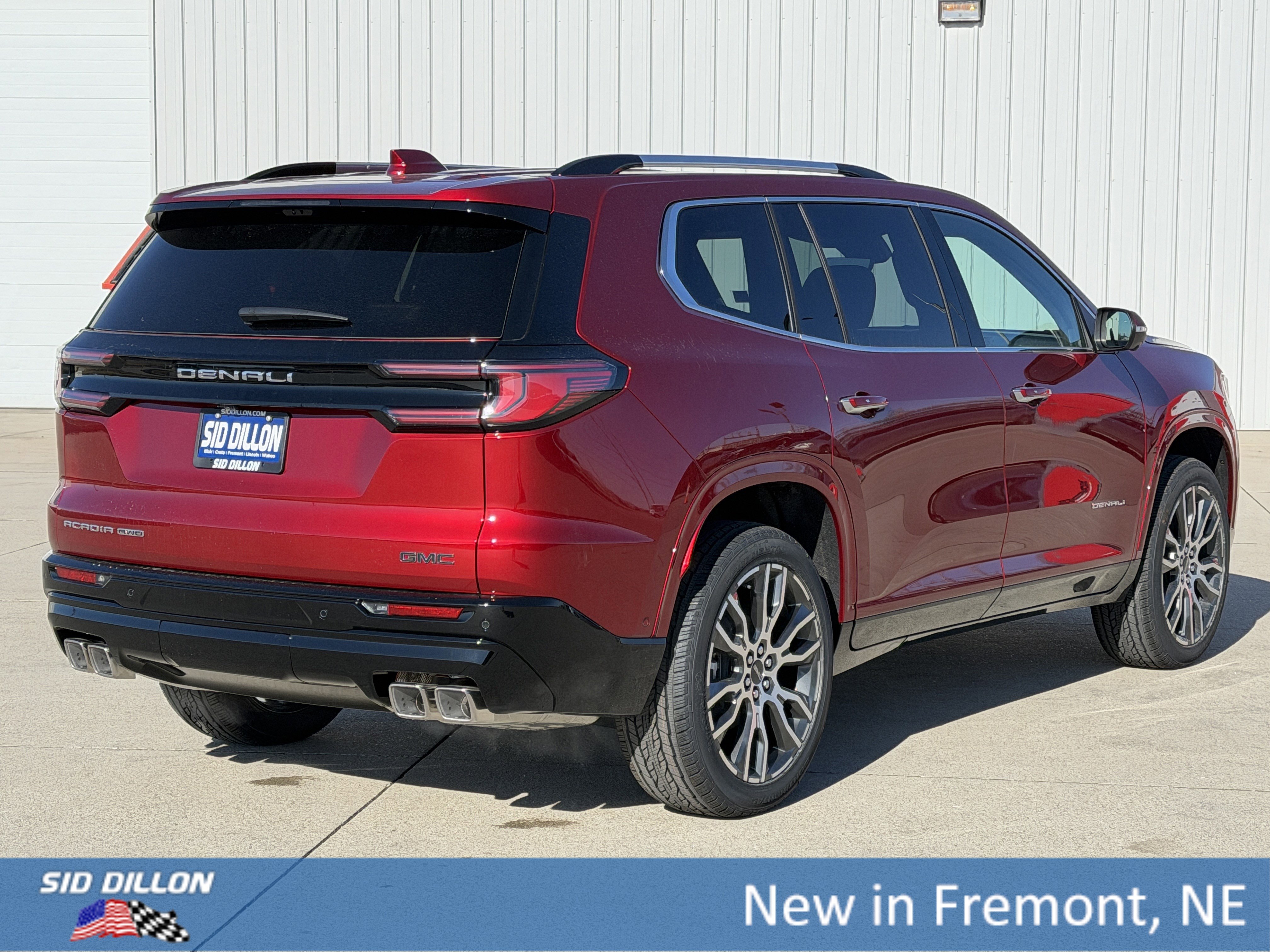 New 2026 GMC Acadia Denali Ultimate w/ LPO, Floor Liner Package image 4