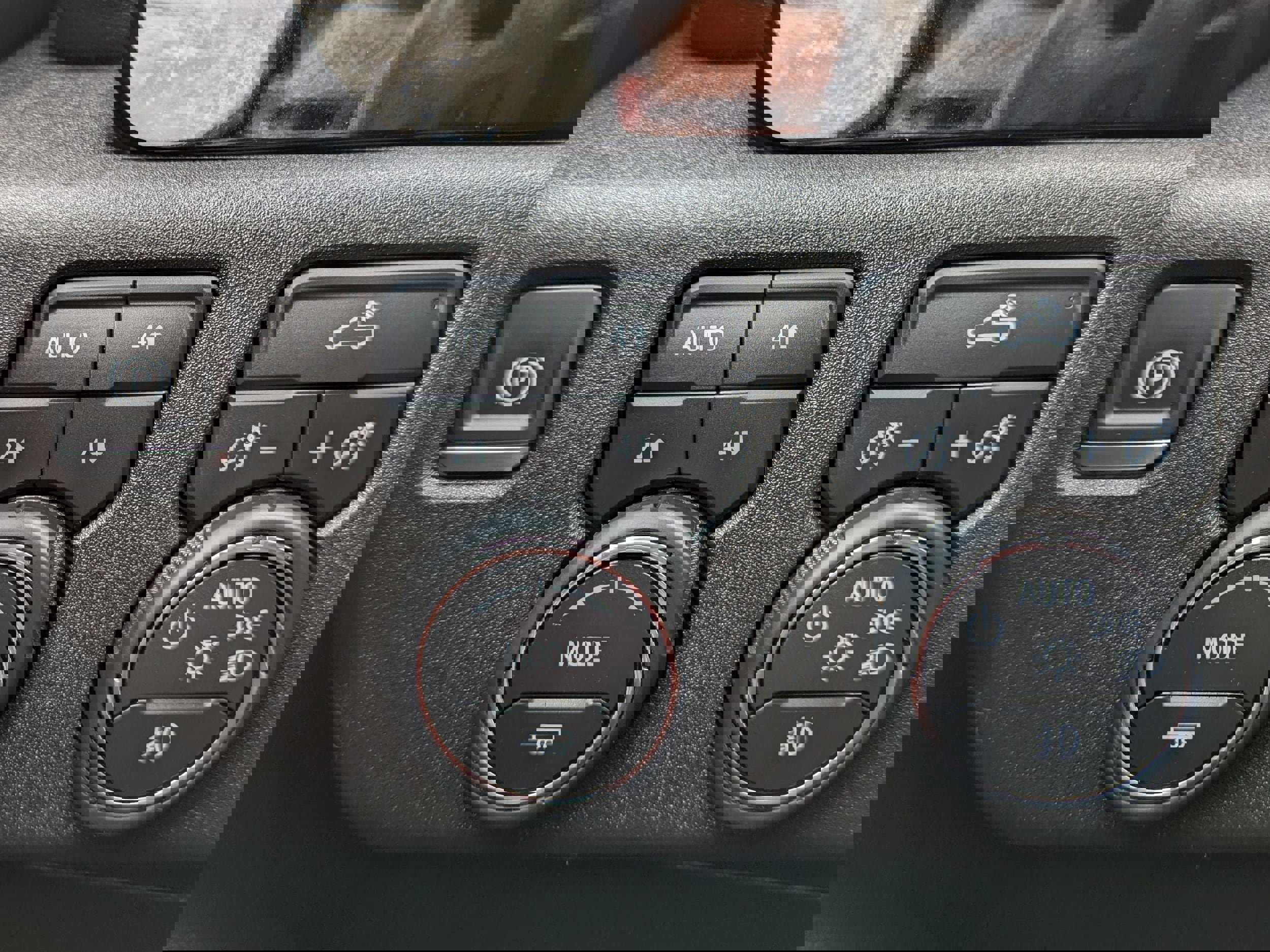 Used 2024 Chevrolet Silverado 1500 RST image 18