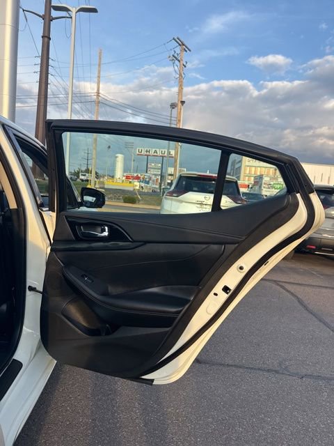 Certified 2021 Nissan Maxima Platinum w/ Sport Mat Group image 18