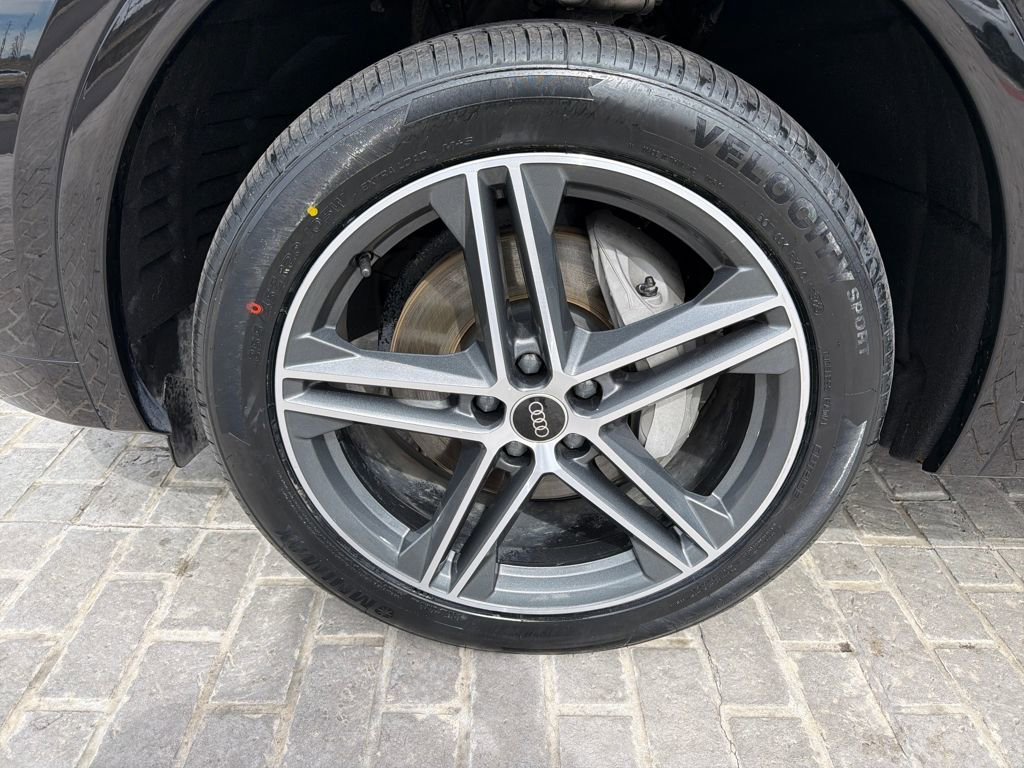 Used 2023 Audi Q5 e Premium Plus w/ Premium Plus Package image 26