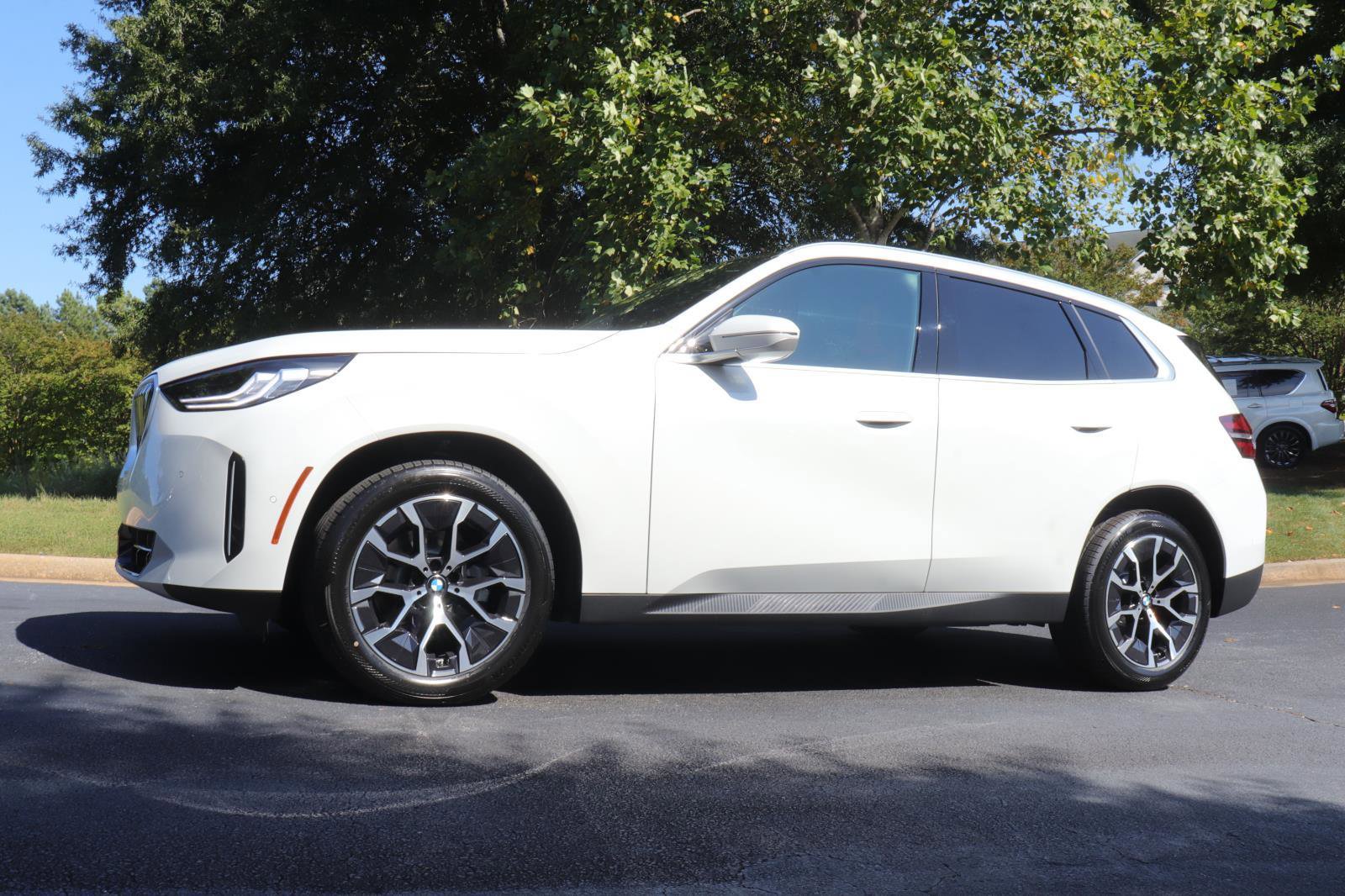 New 2025 BMW X3 xDrive30i w/ Convenience Package