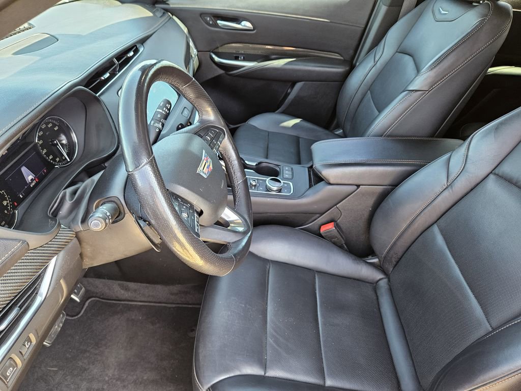 Used 2023 Cadillac XT4 Sport FWD image 16