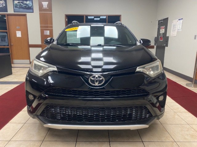 Used 2016 Toyota RAV4 SE FWD image 8