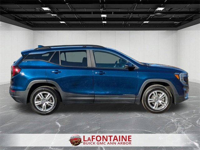 Certified 2022 GMC Terrain SLE w/ Driver Convenience Package image 6