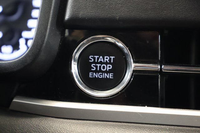 Used 2024 Mitsubishi Outlander SE AWD/4WD image 19