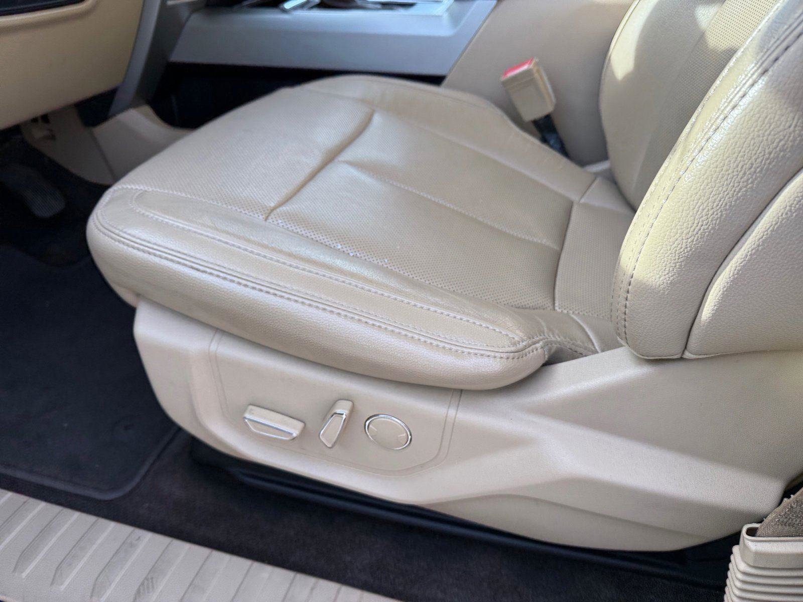 Used 2018 Ford F150 Lariat w/ Equipment Group 502A Luxury image 16