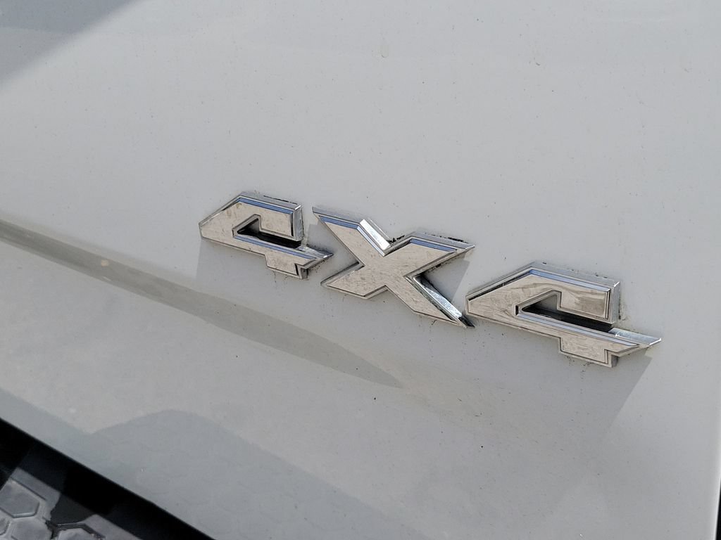 Used 2014 RAM 2500 Tradesman w/ Chrome Appearance Group AWD/4WD image 11
