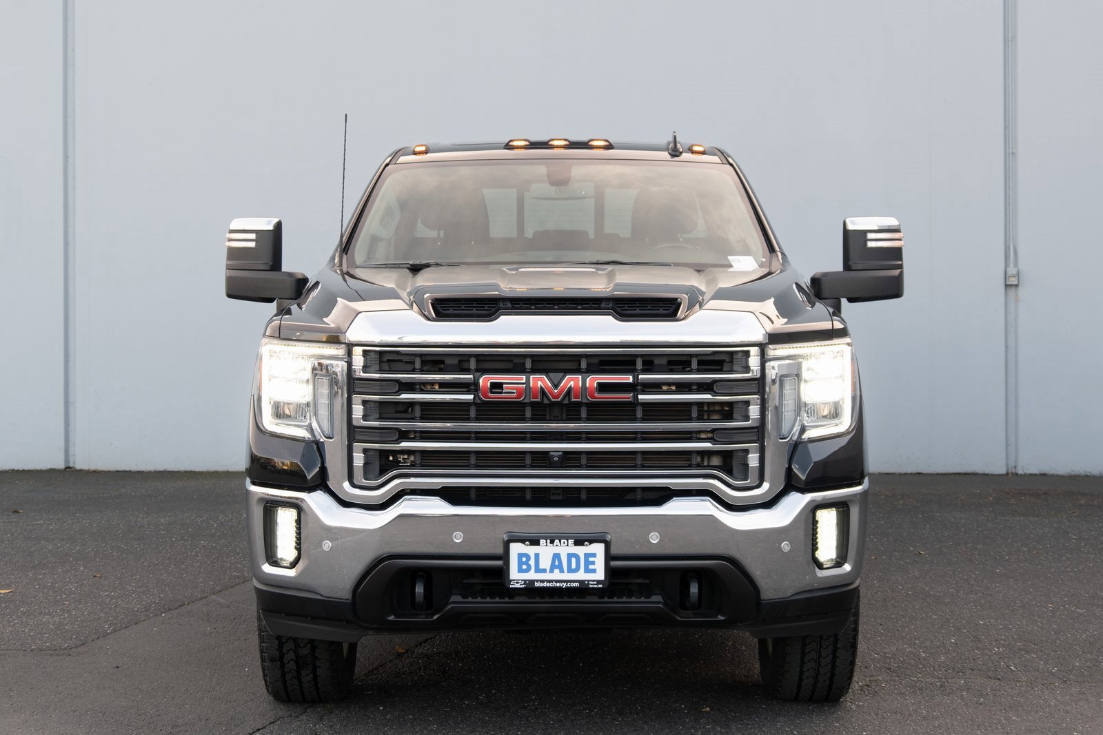 Used 2021 GMC Sierra 3500 SLT w/ SLT Premium Package image 24