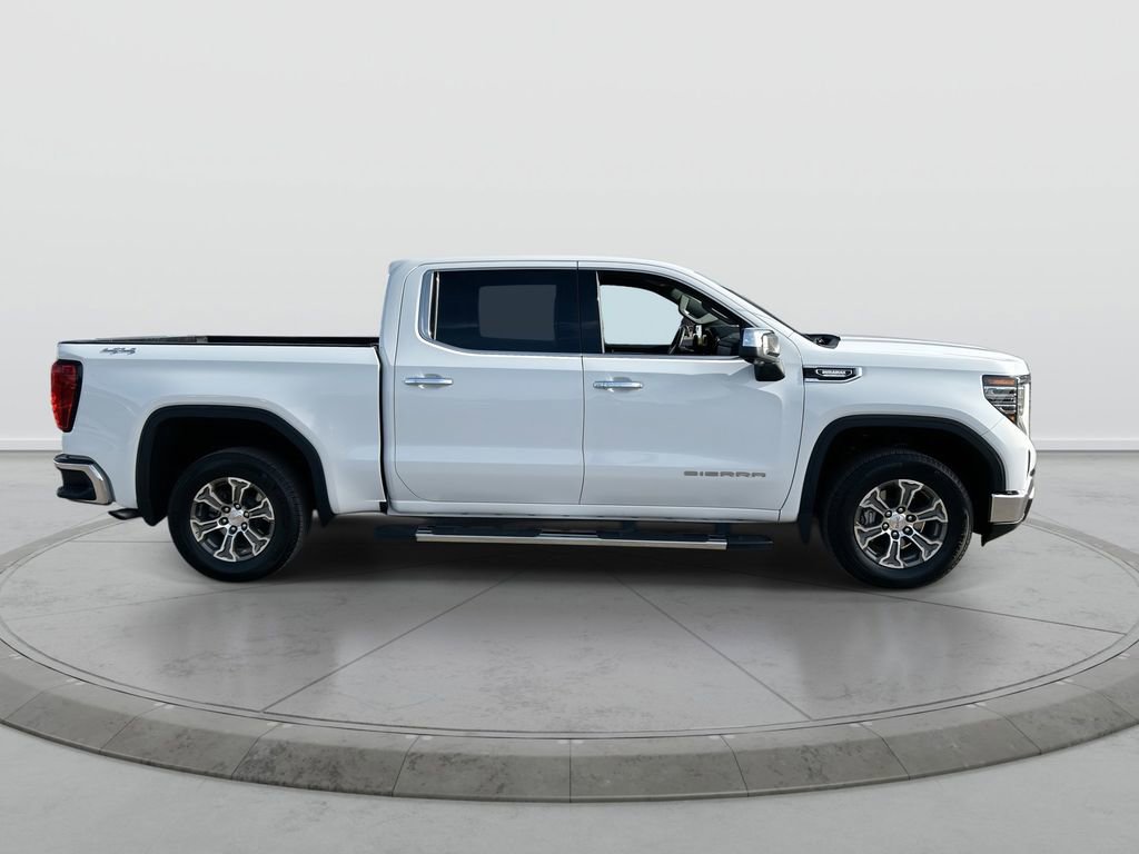 Used 2026 GMC Sierra 1500 SLT AWD/4WD image 9