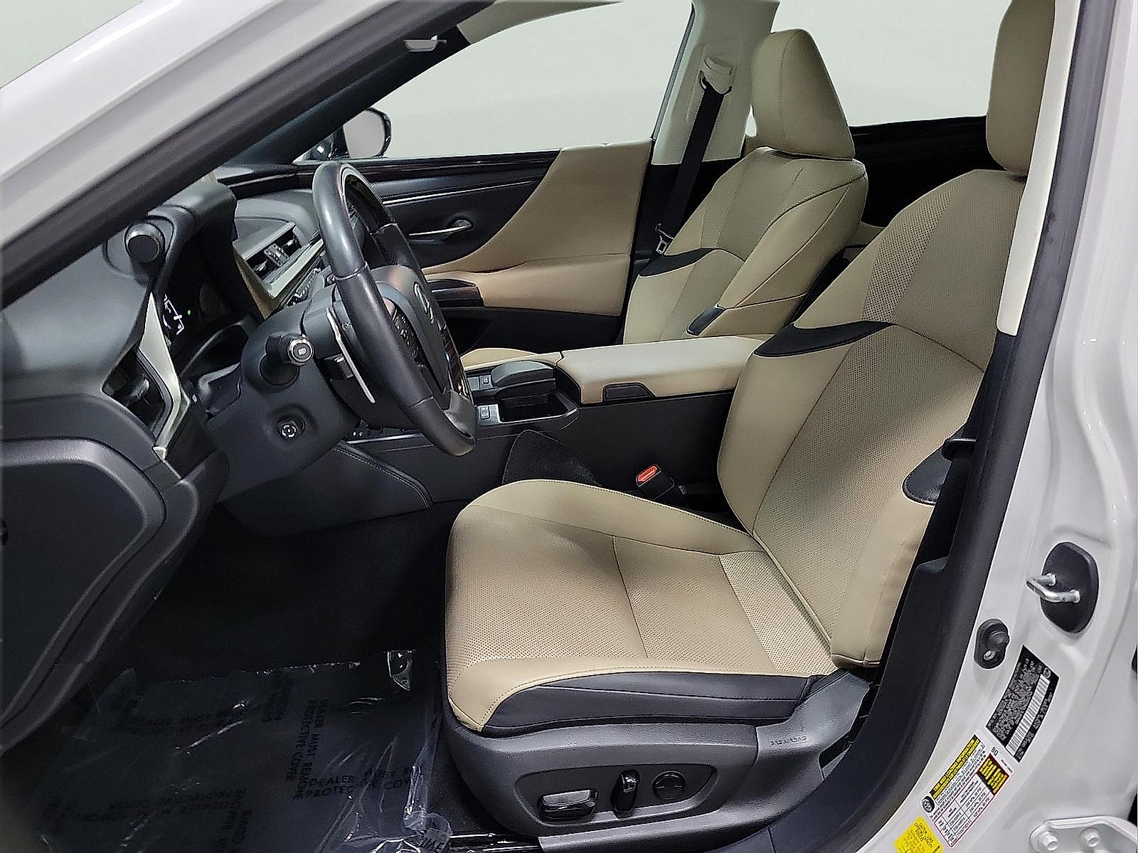 Used 2021 Lexus ES 300h w/ Premium Package FWD image 11