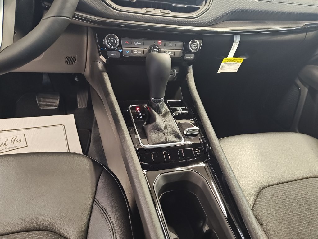 New 2026 Jeep Compass Latitude AWD/4WD image 11