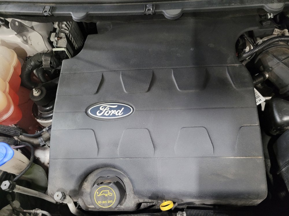 Used 2015 Ford Edge SEL FWD image 30