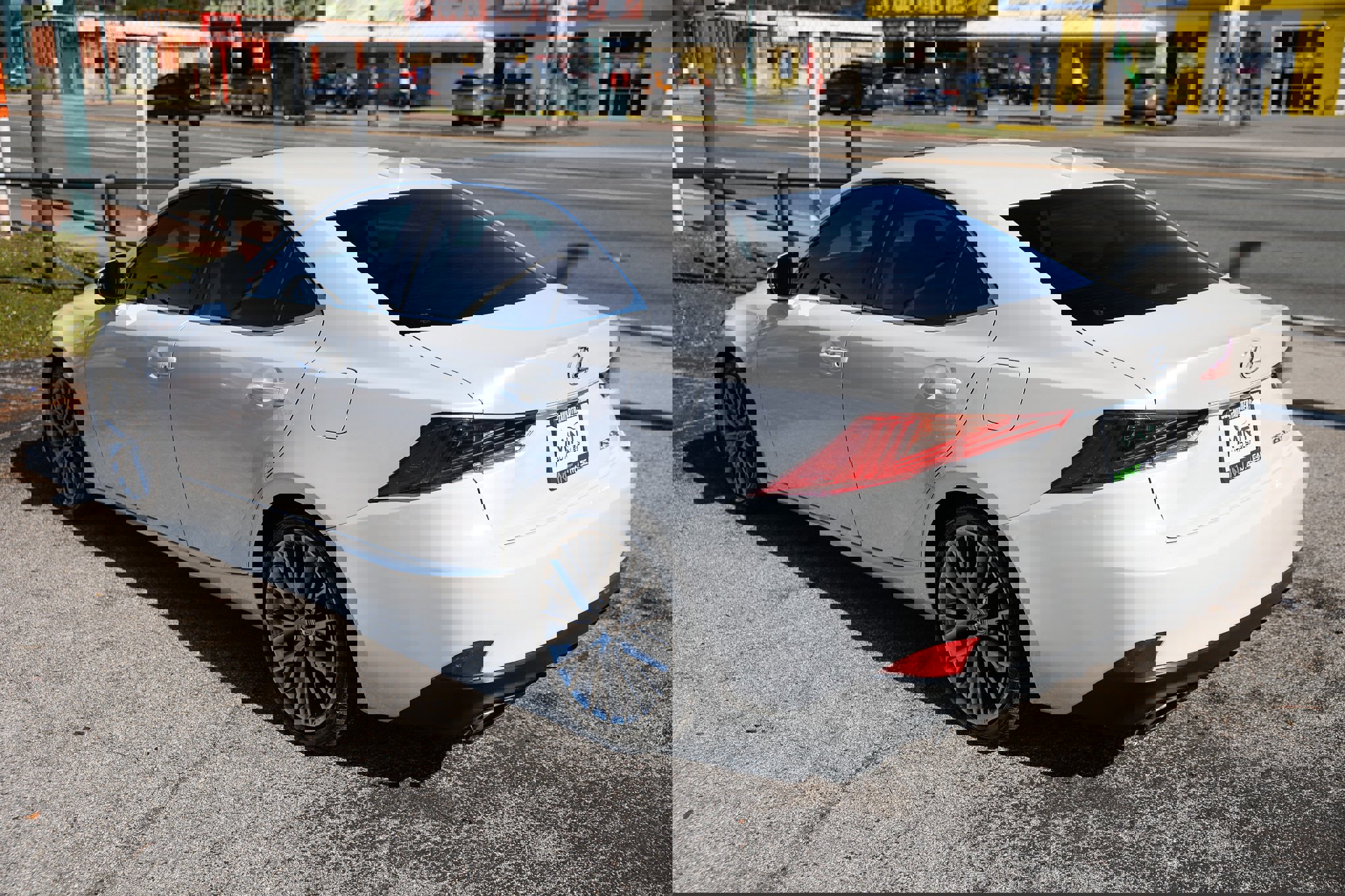 Used 2017 Lexus IS 200t image 10