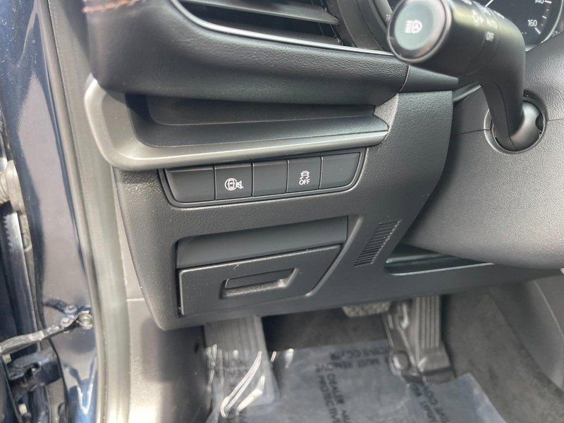 Used 2024 MAZDA MAZDA3 s image 21