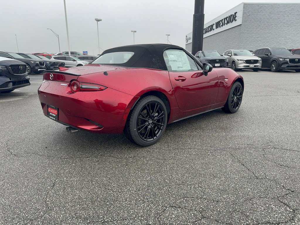 New 2026 MAZDA MX-5 Miata Club w/ Interior Package RWD image 5