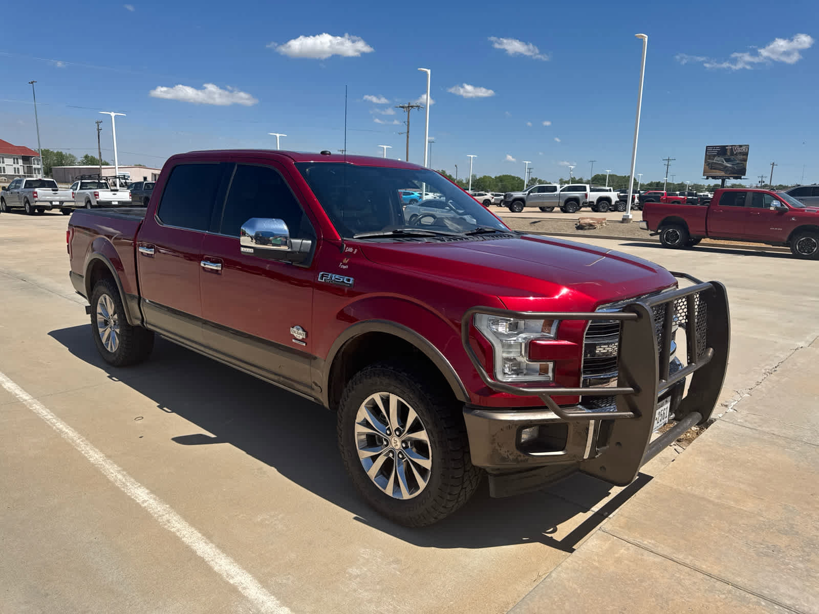 Used 2017 Ford F150 King Ranch w/ Equipment Group 601A Luxury AWD/4WD image 4