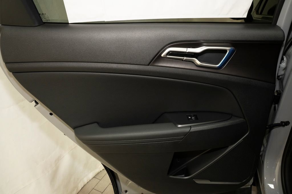 New 2026 Kia Sportage AWD Hybrid image 11