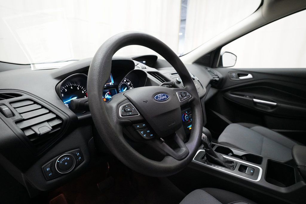Used 2018 Ford Escape SE image 31