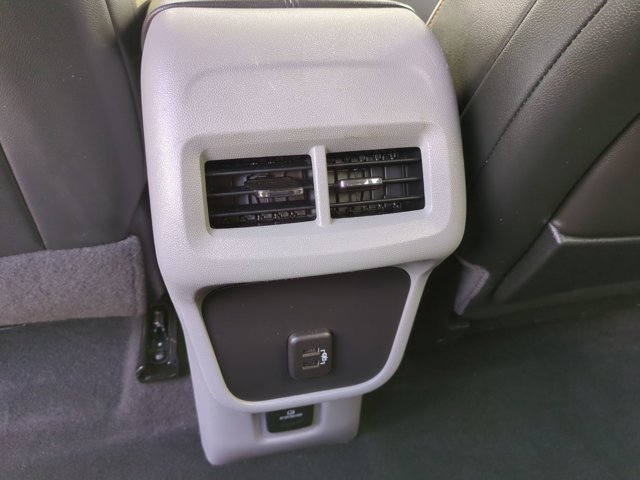 Used 2019 GMC Terrain SLT image 17